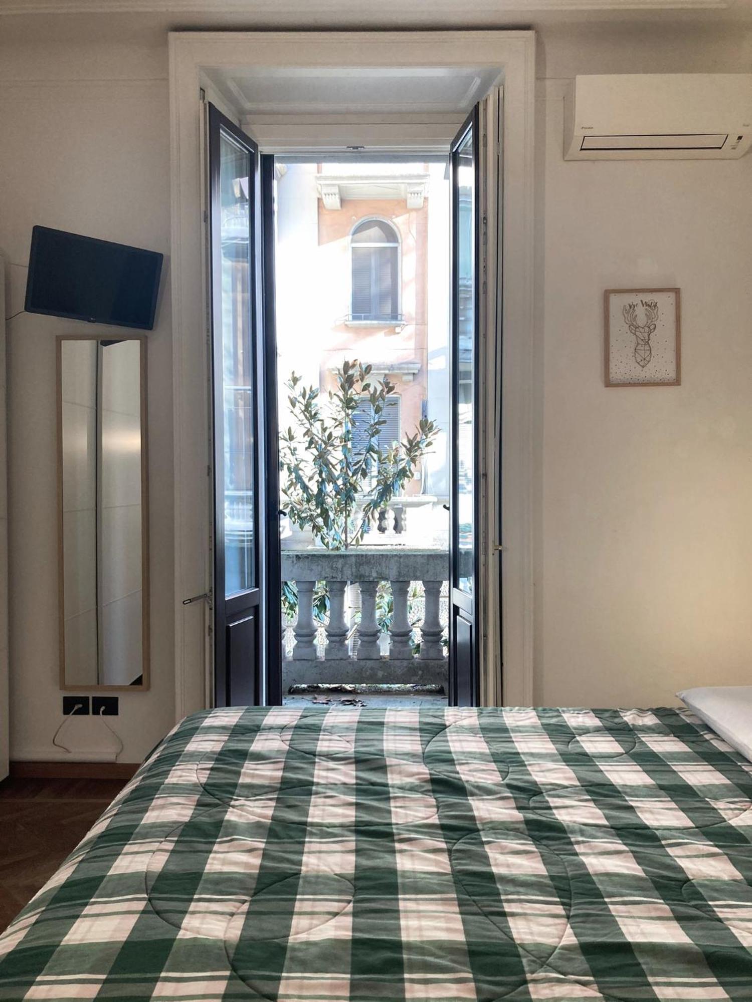 Monviso 35 , Cozy Apartment ミラノ エクステリア 写真